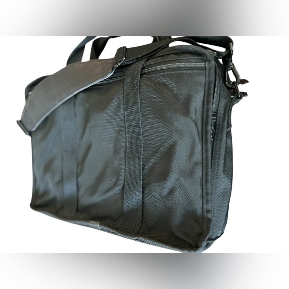 Tumi‎ Alpha 2 T-Pass Black Expandable Laptop Briefcase Messenger Bag